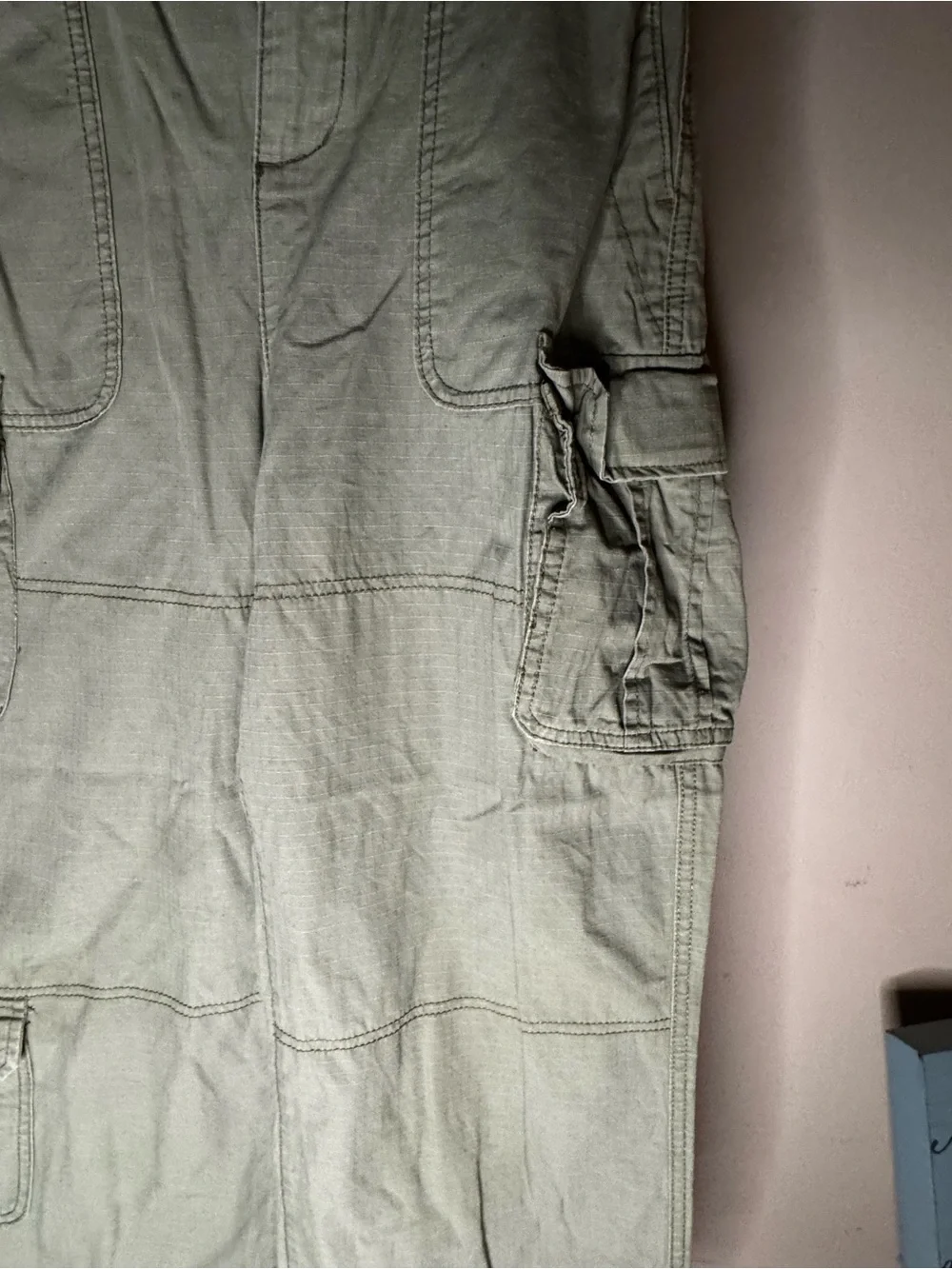 Old Navy Boys Olive Green Baggy Cargo pants - Casual Utility Style